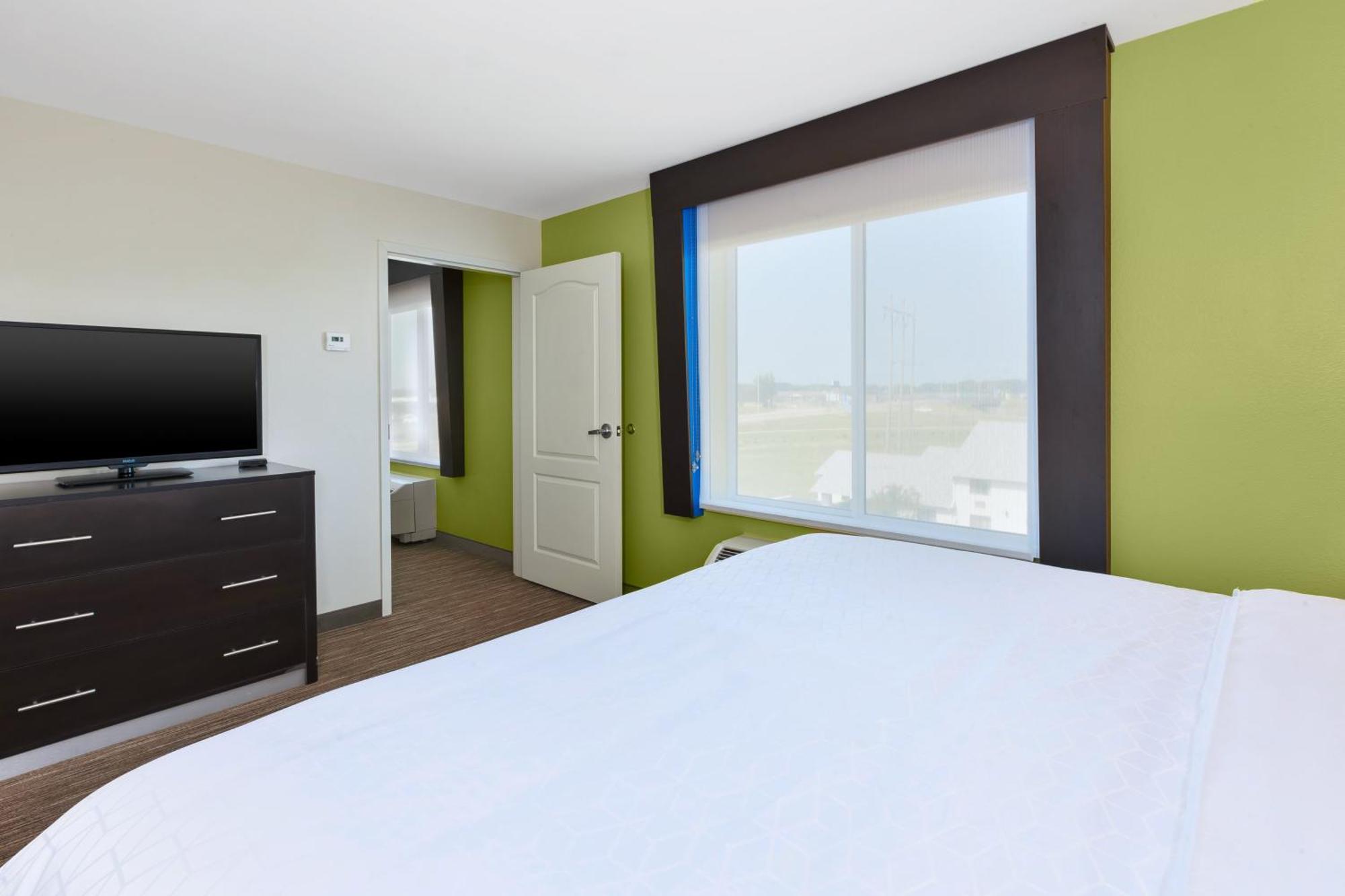 Queen Suite with Two Queen Beds and Sofa Bed