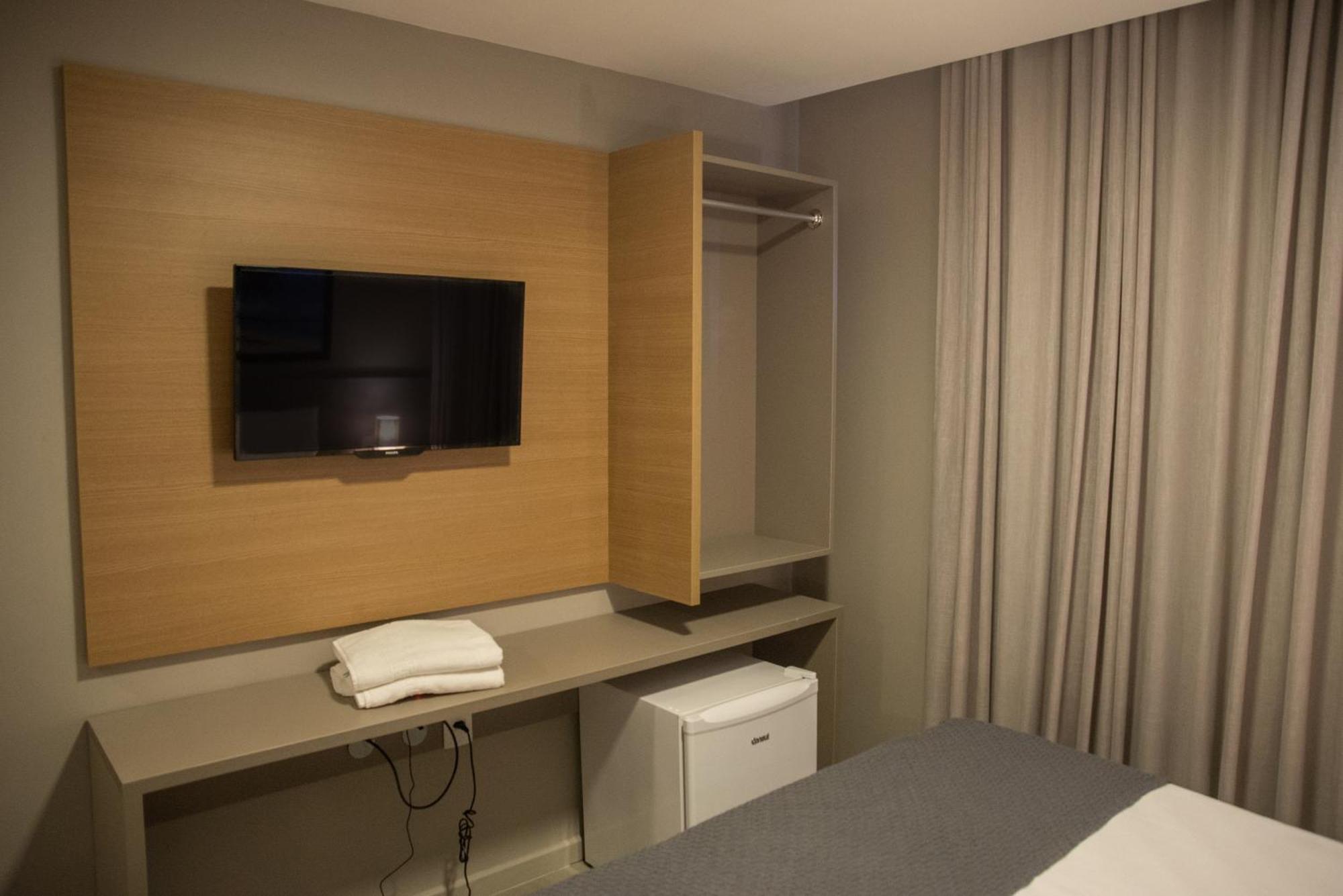 Single Room,1220353183:JPEG