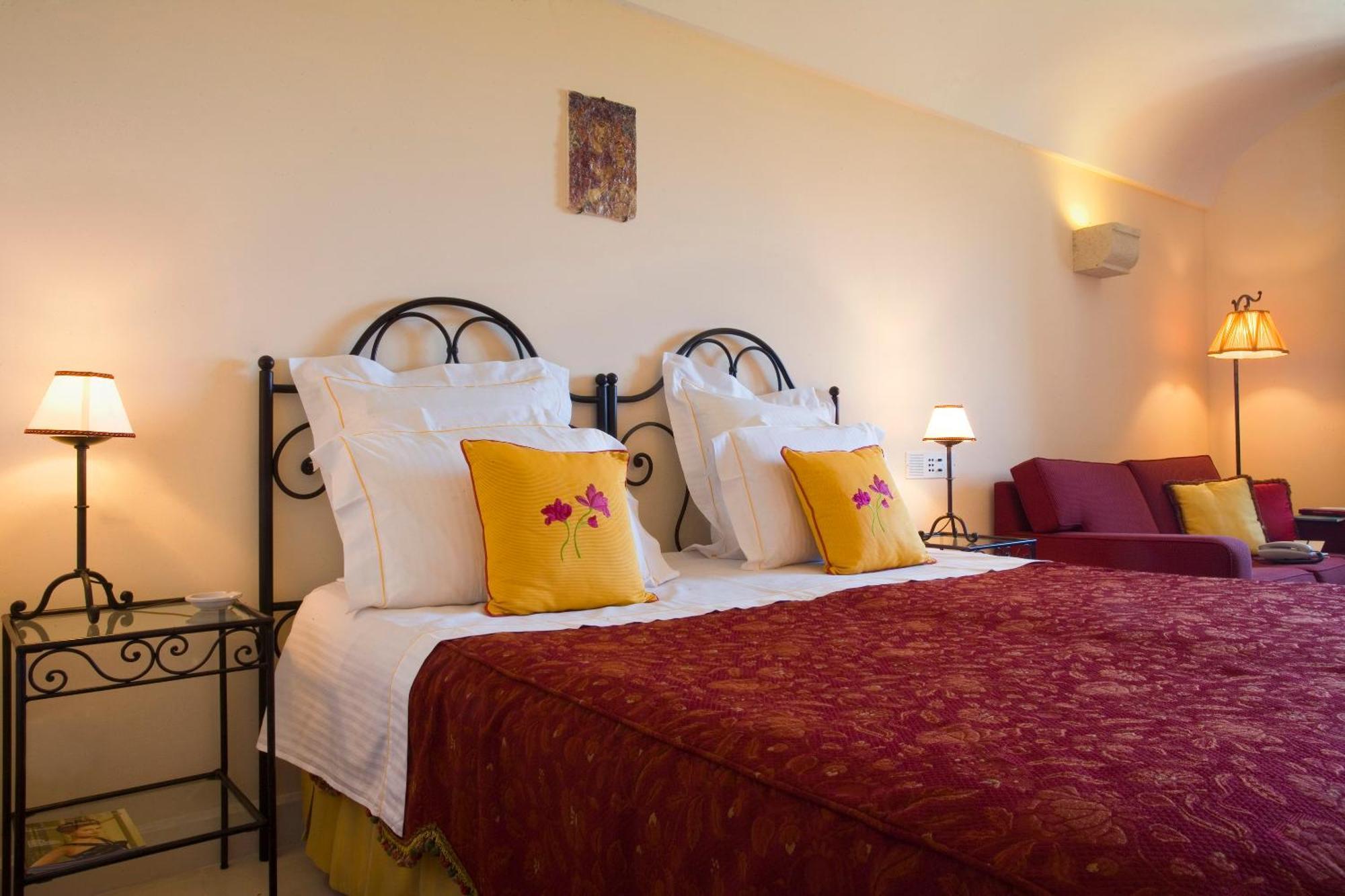 Deluxe Double or Twin Room,1458149152:JPEG