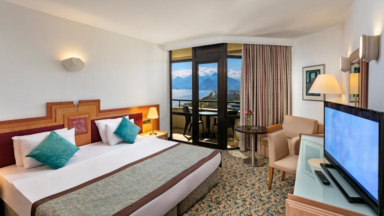 Standard Double or Twin Room with Sea View