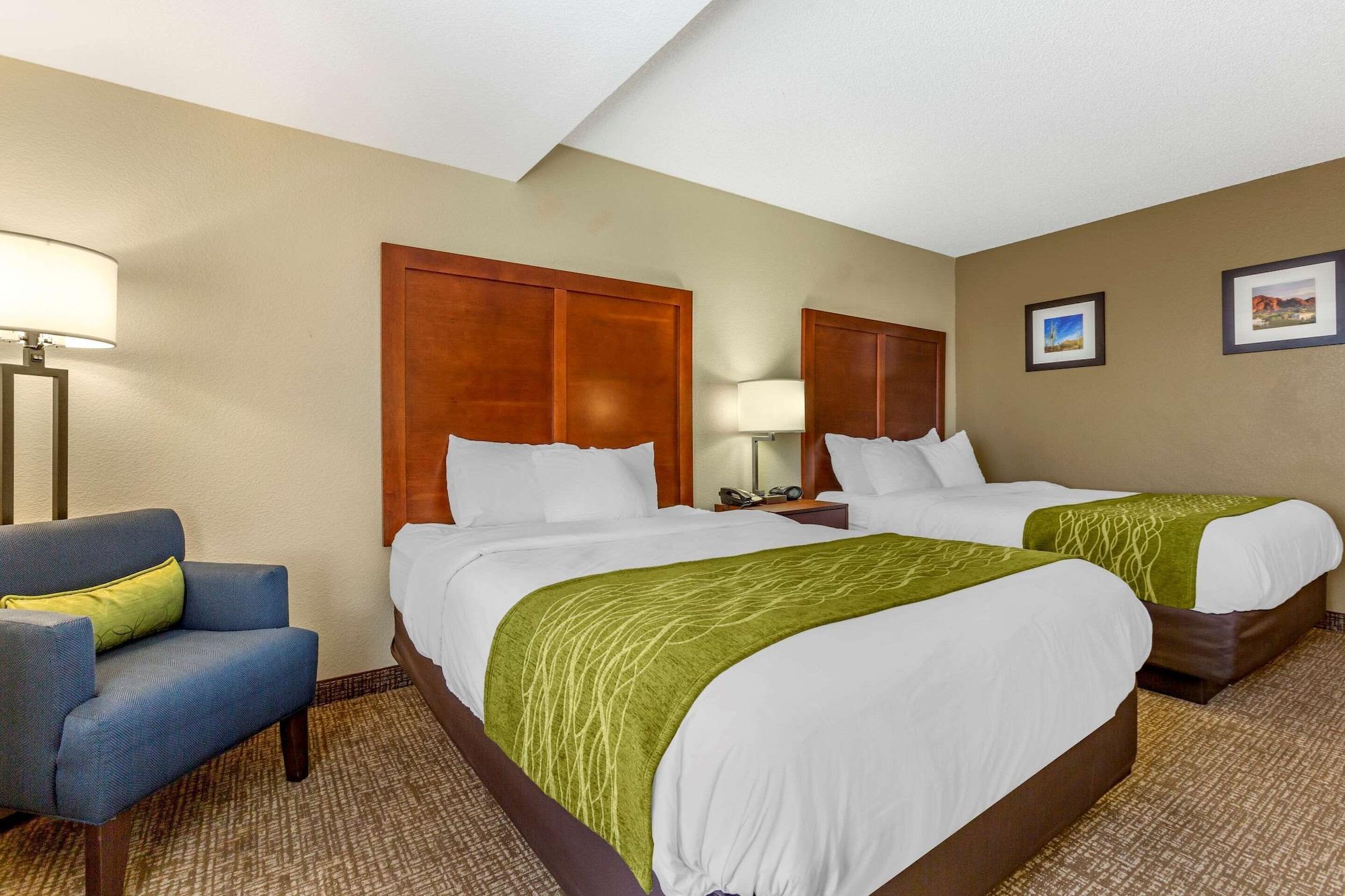 Standard Queen Room with Two Queen Beds - Non-Smoking