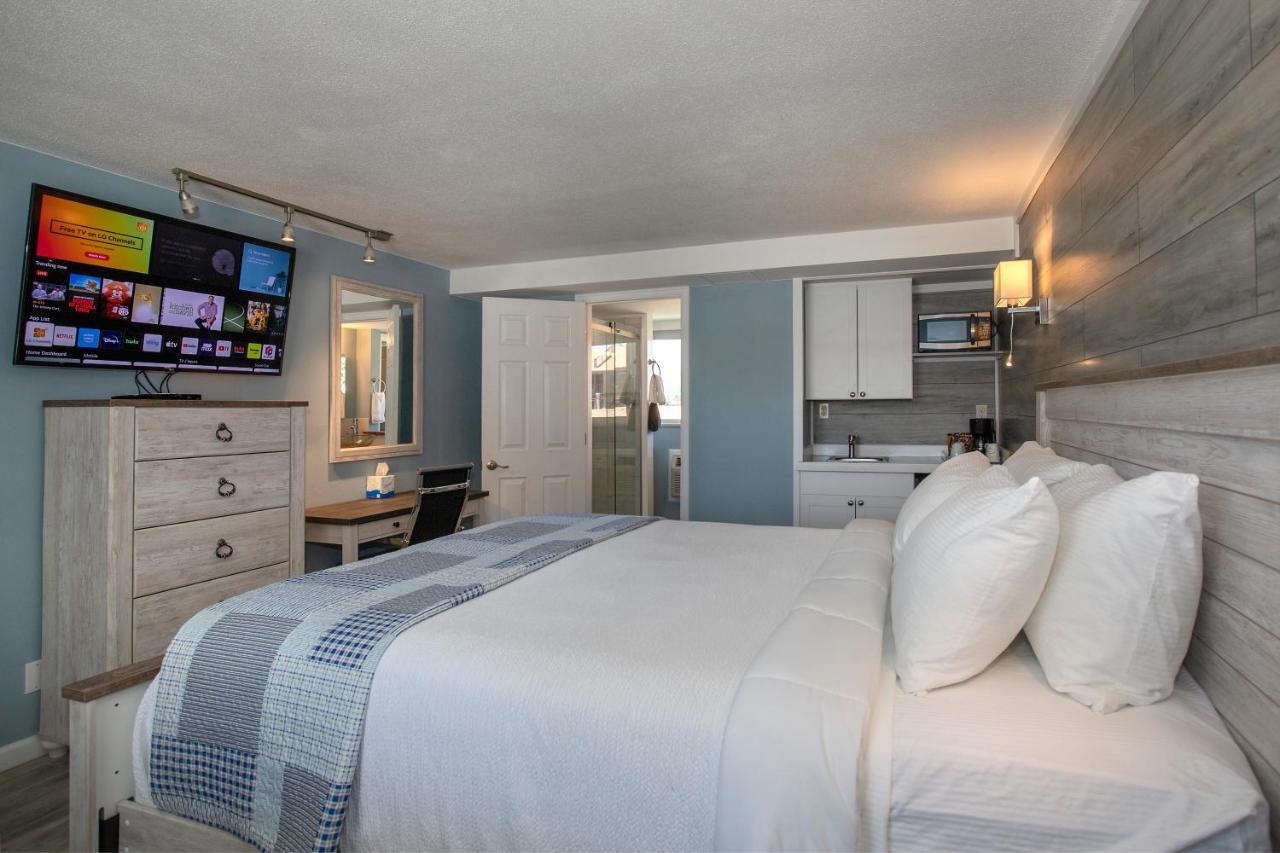Courtyard King Room