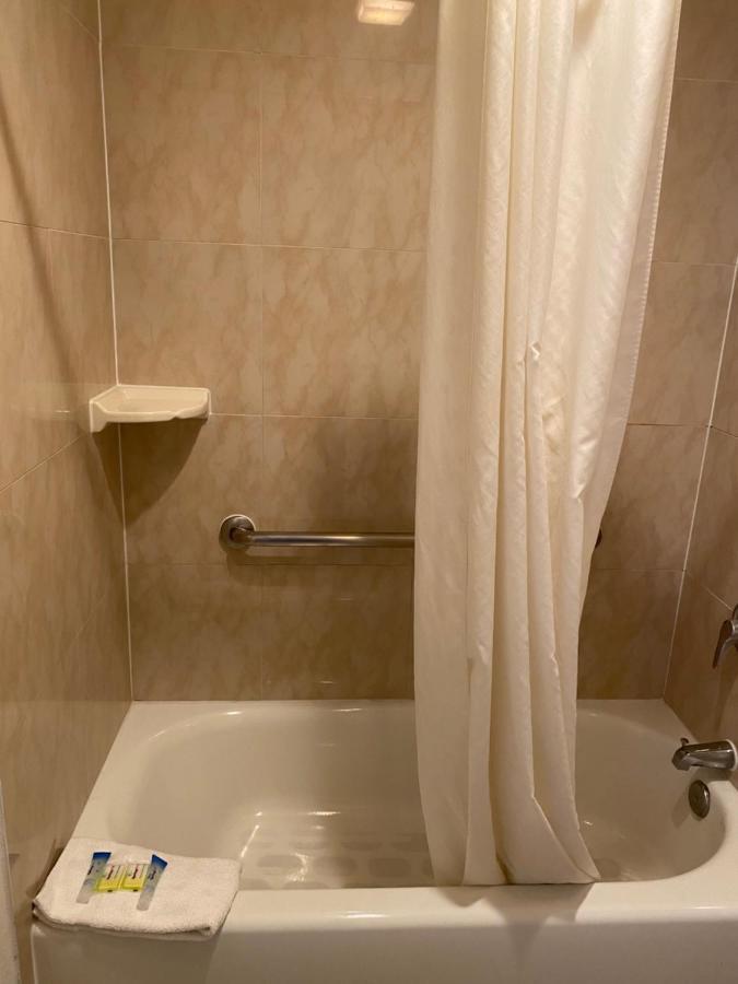Large Single Room