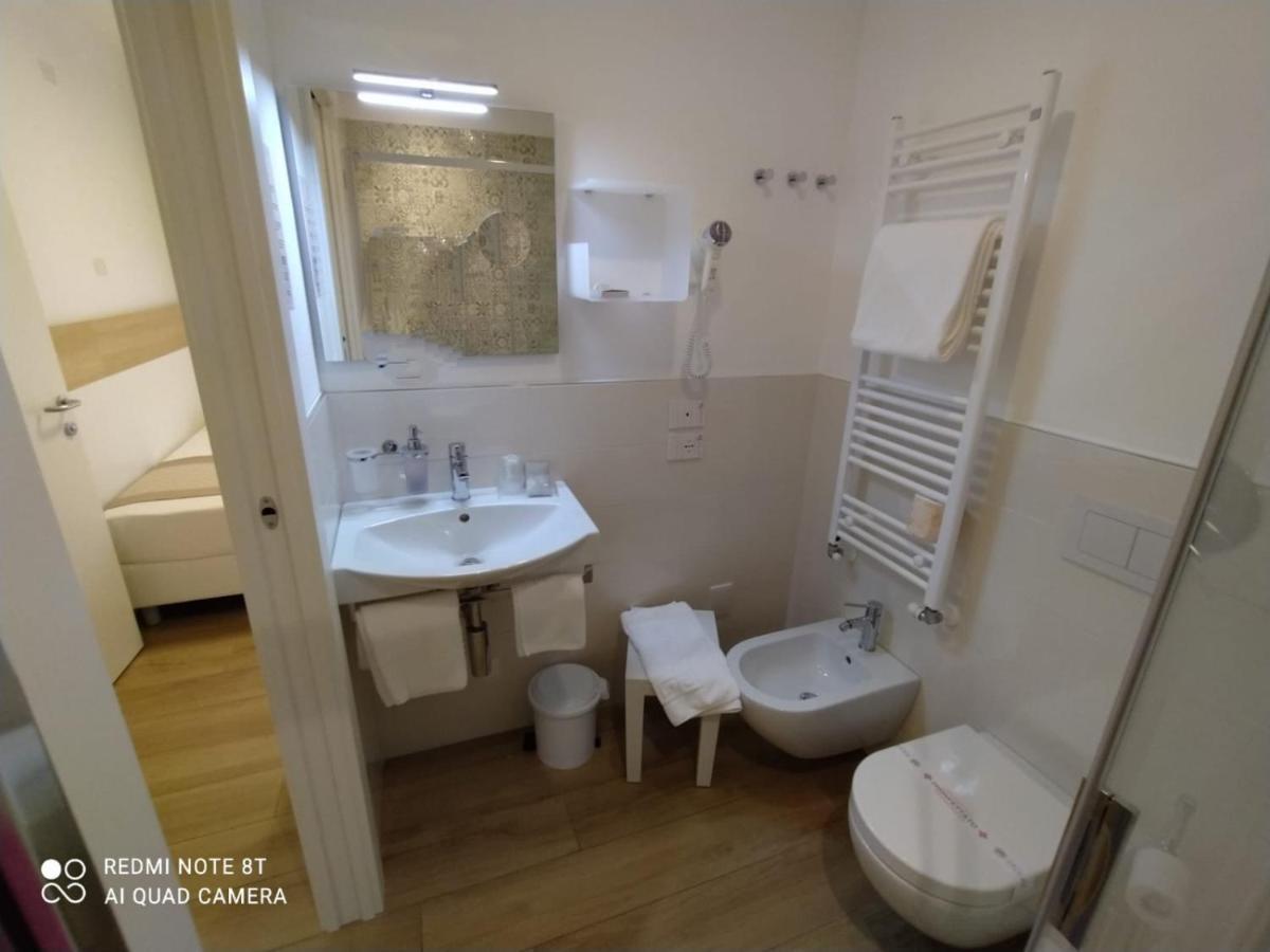 Superior Single Room,1262876344:JPEG