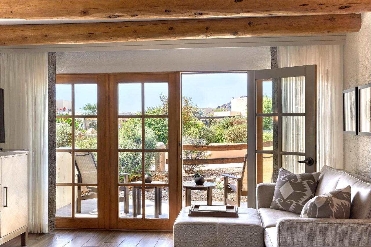 King or Double with Resort View