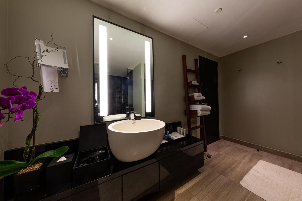 Nobu Suite Room