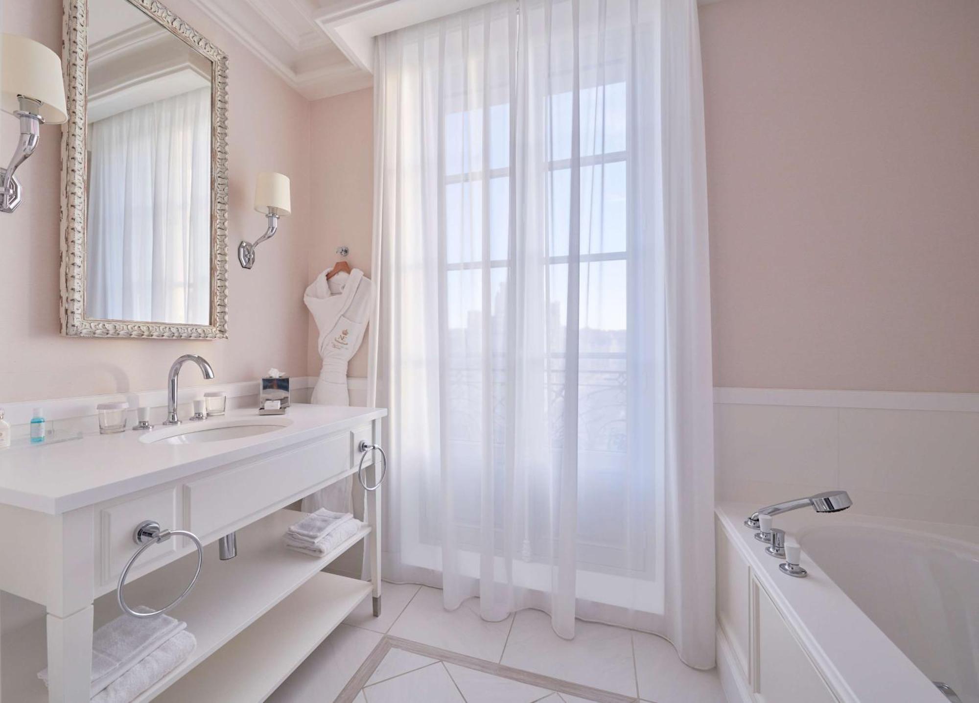 King Room with Beach View,1758268971:JPEG