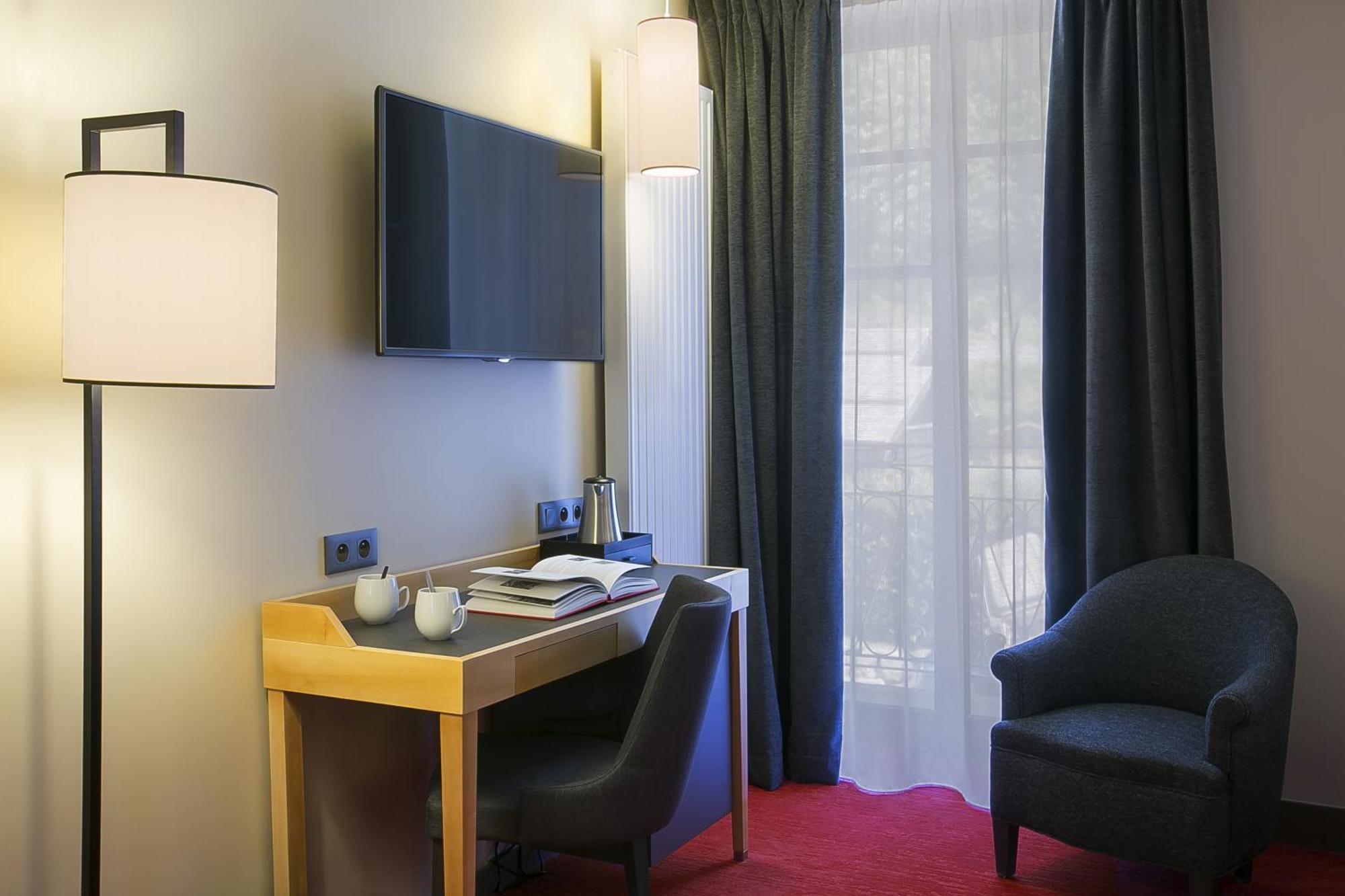 Superior Double Room with Balcony