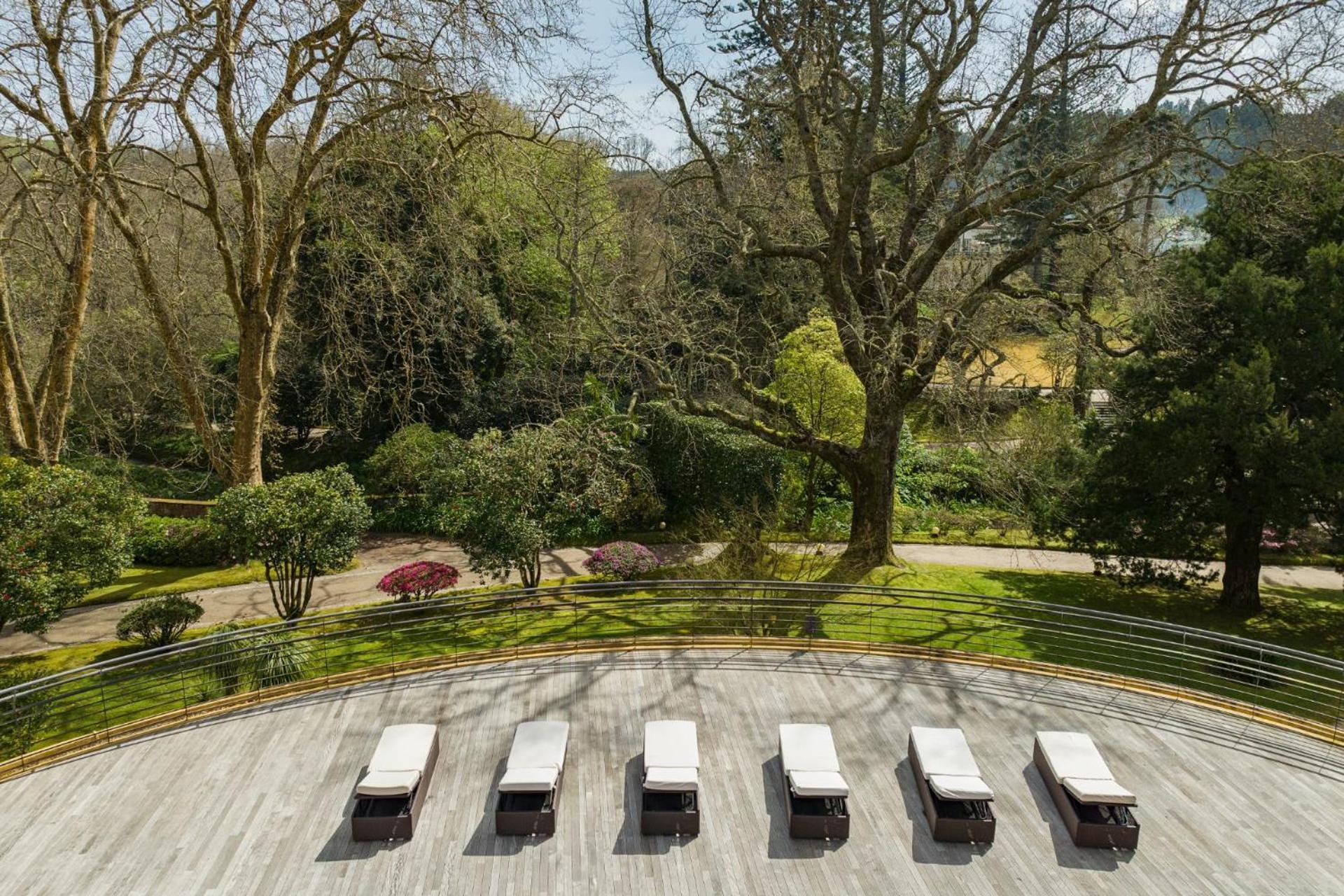 Deluxe Double or Twin Room Garden View