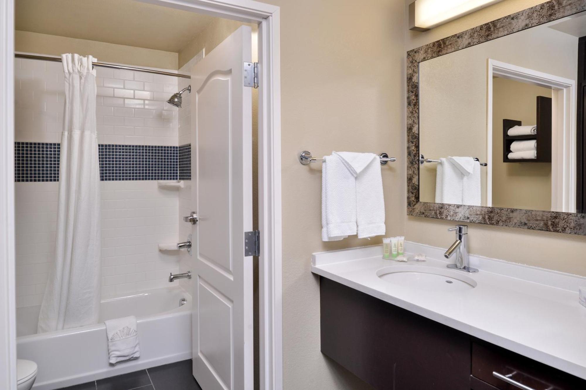 Queen Studio Suite