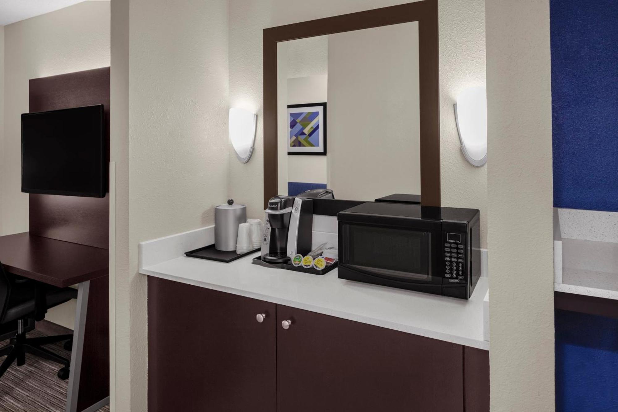 King Suite with Sofa Bed