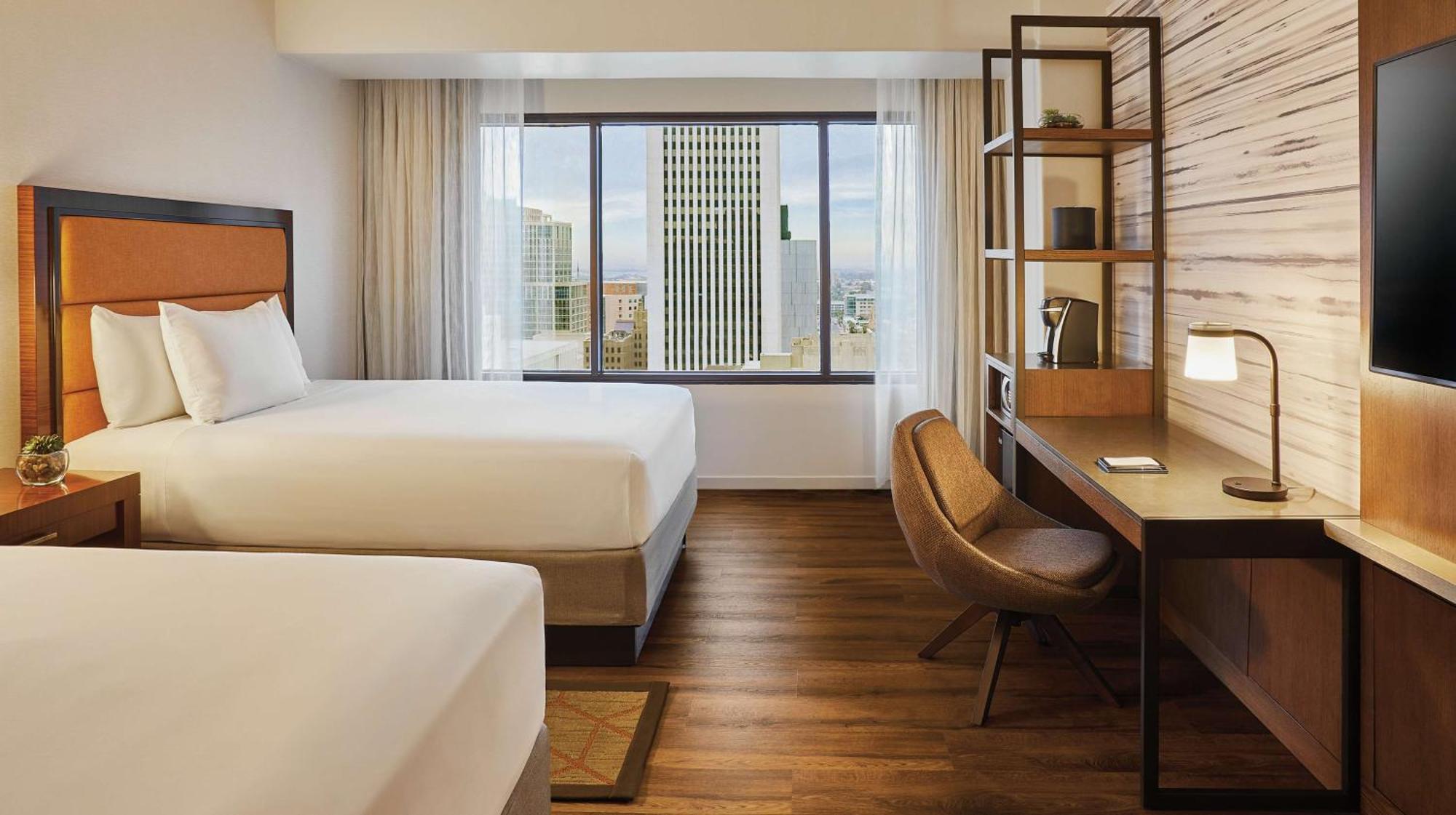 Queen Room with Two Queen Beds and Accessible Shower - Disability Access