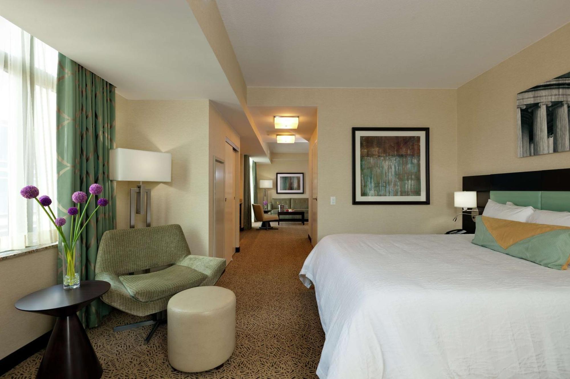 Junior King Suite with Sofa Bed