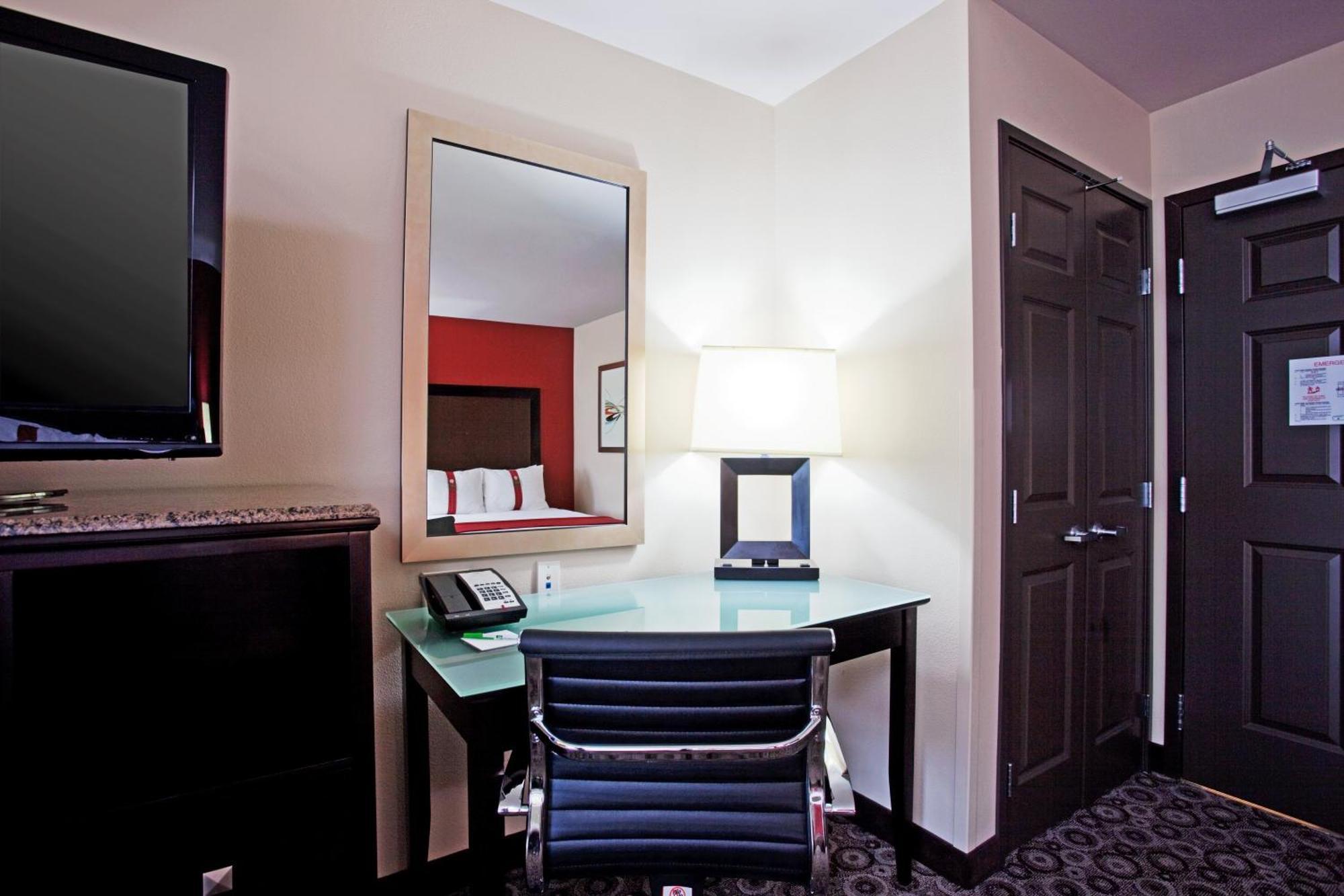 King Suite with Sofa Bed