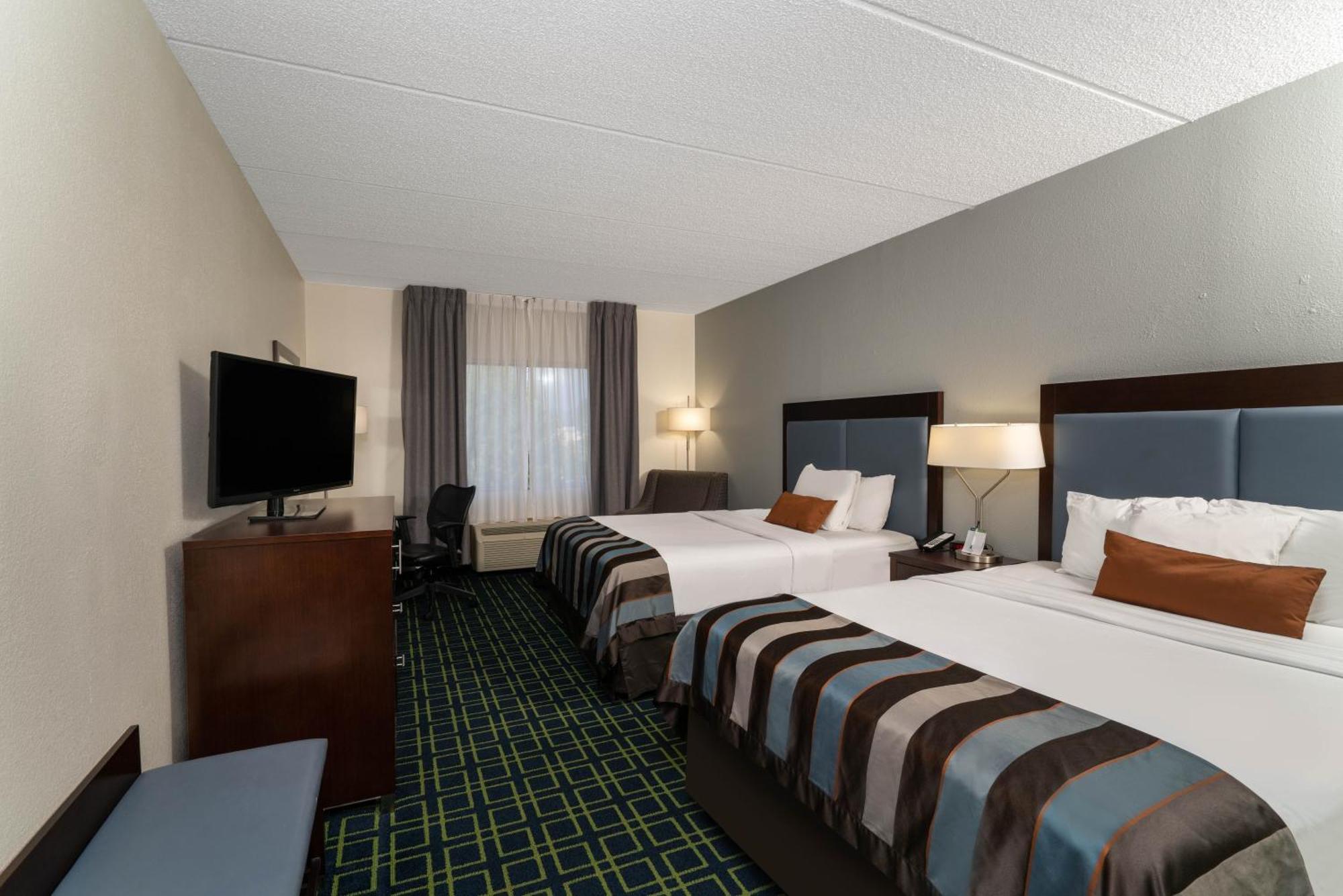 Queen Room with Two Queen Beds - Non-Smoking