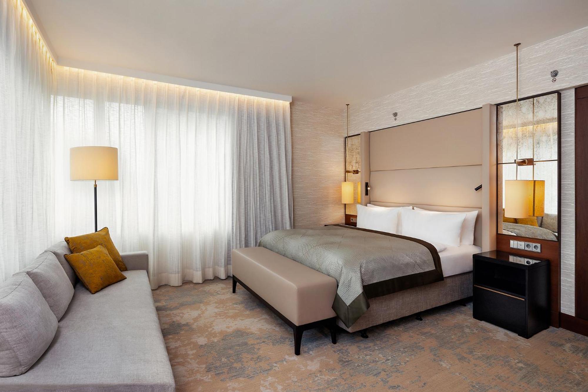 Premium King Room,1704853794:JPEG