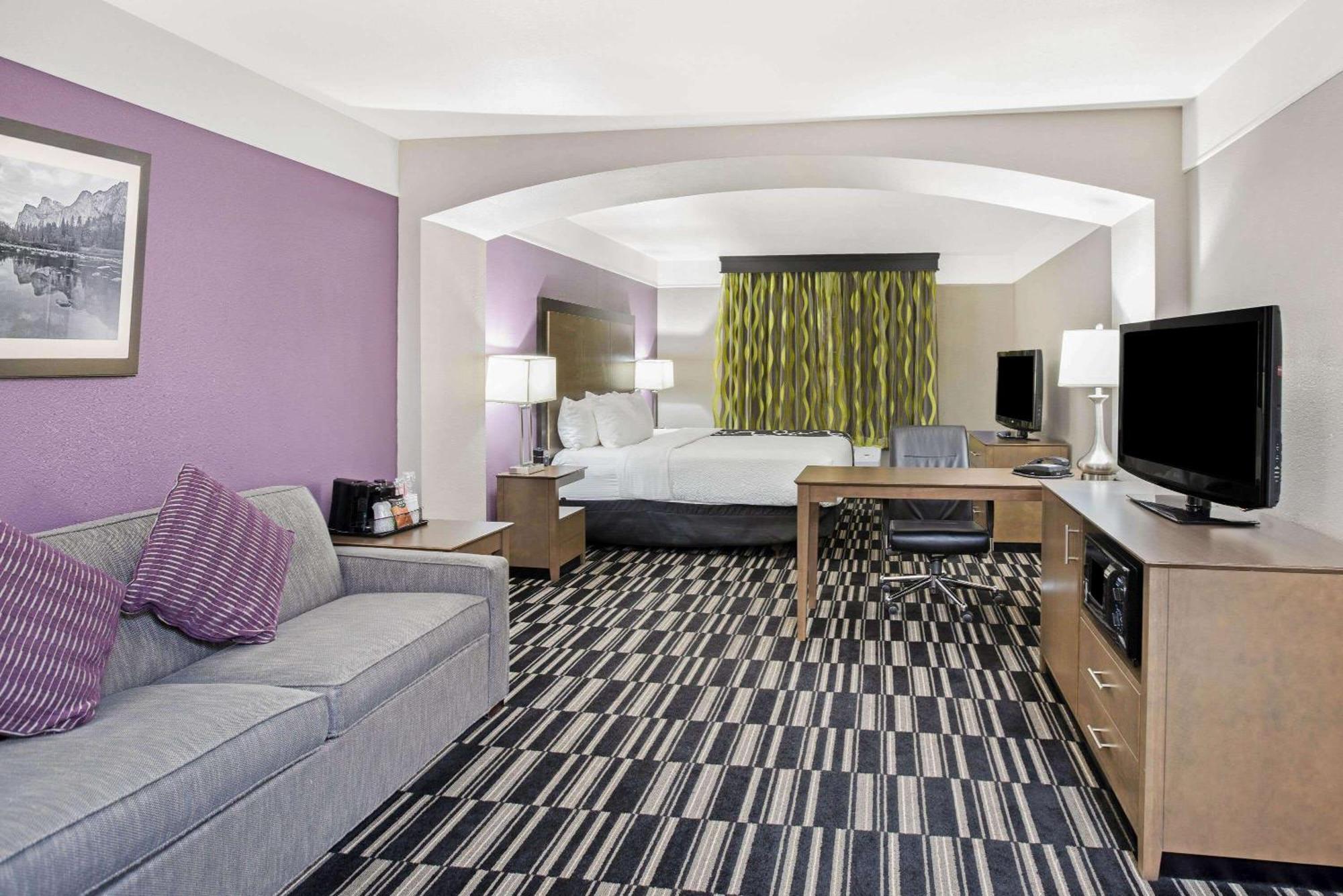 Suite Deluxe con cama extragrande para no fumadores