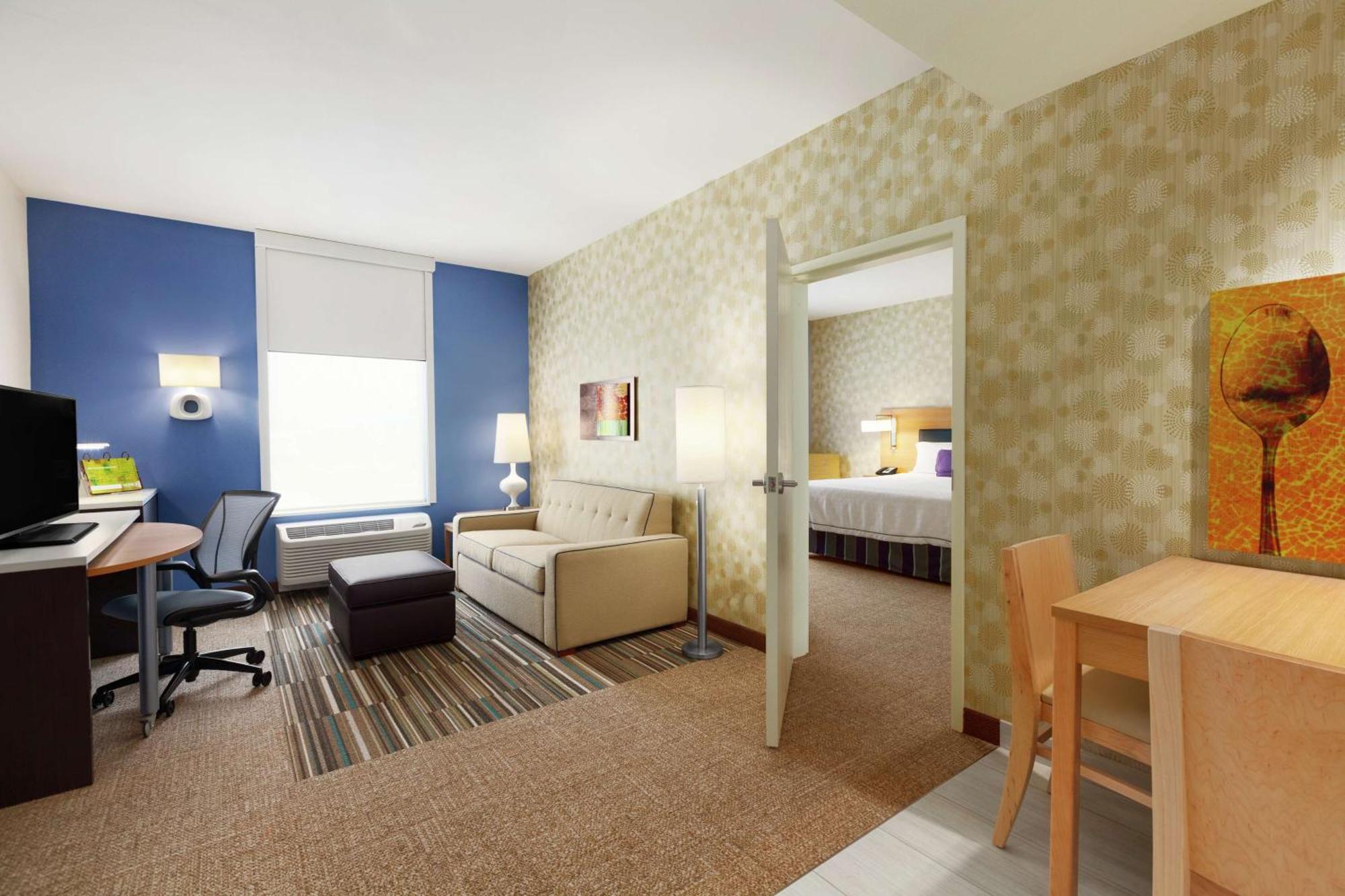 One-Bedroom King Suite Non-Smoking
