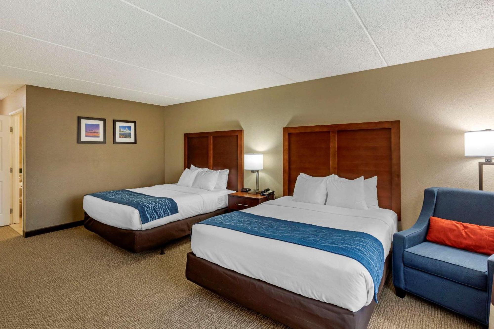 Queen Room with Two Queen Beds - Accessible/Non-Smoking