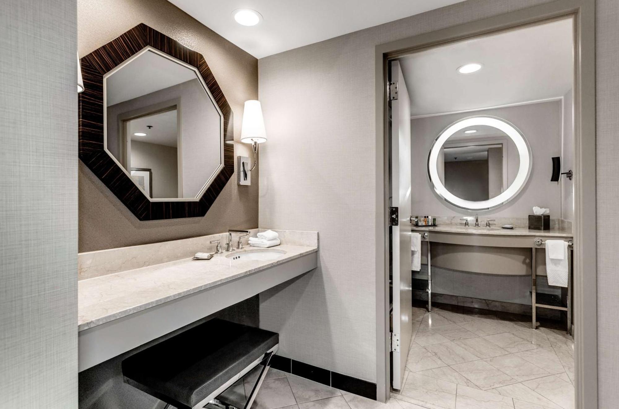 Junior King Suite