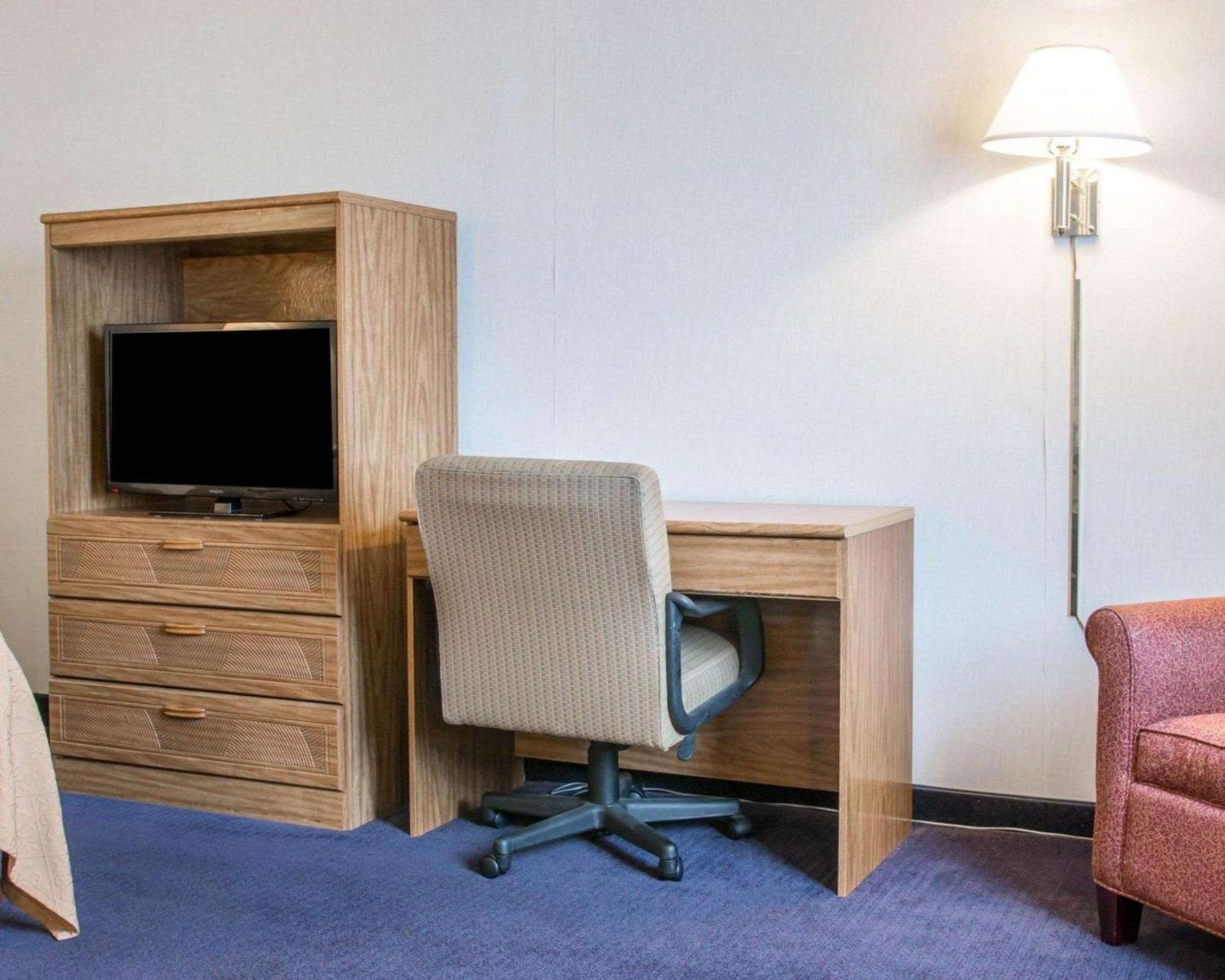 Double Room with Two Double Beds - Non-Smoking