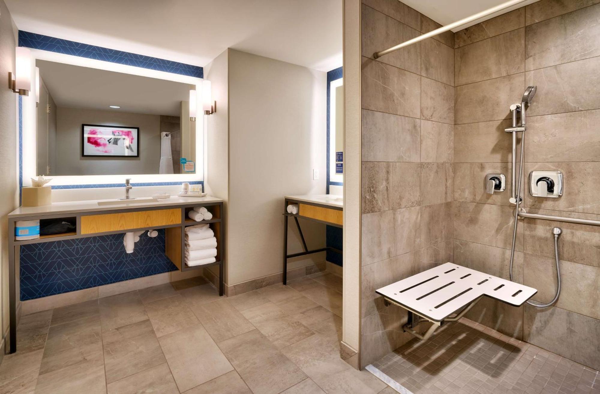 King Room with Roll-In Shower - Mobility/Hearing Accessible