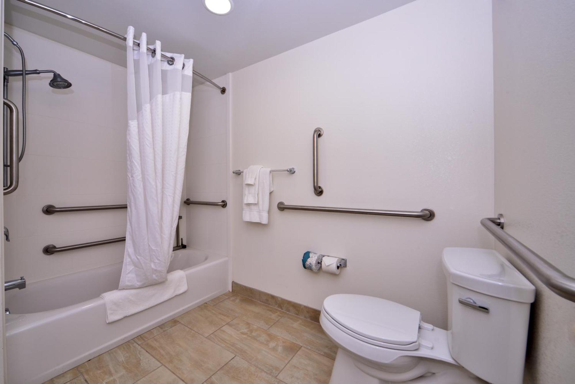 Standard King Room with Mobility Accessible Tub