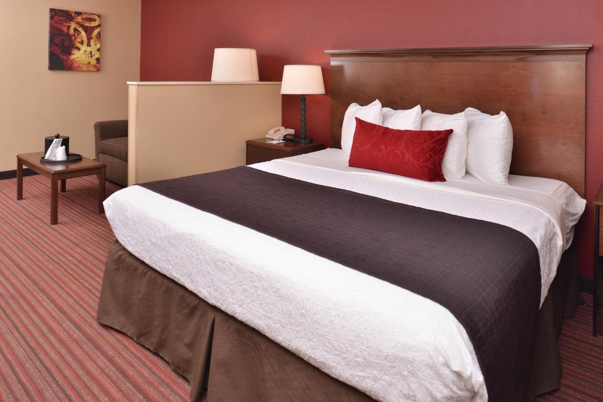 Suite mit Kingsize-Bett, Whirlpool-Badewanne und Schlafsofa - Nichtraucher