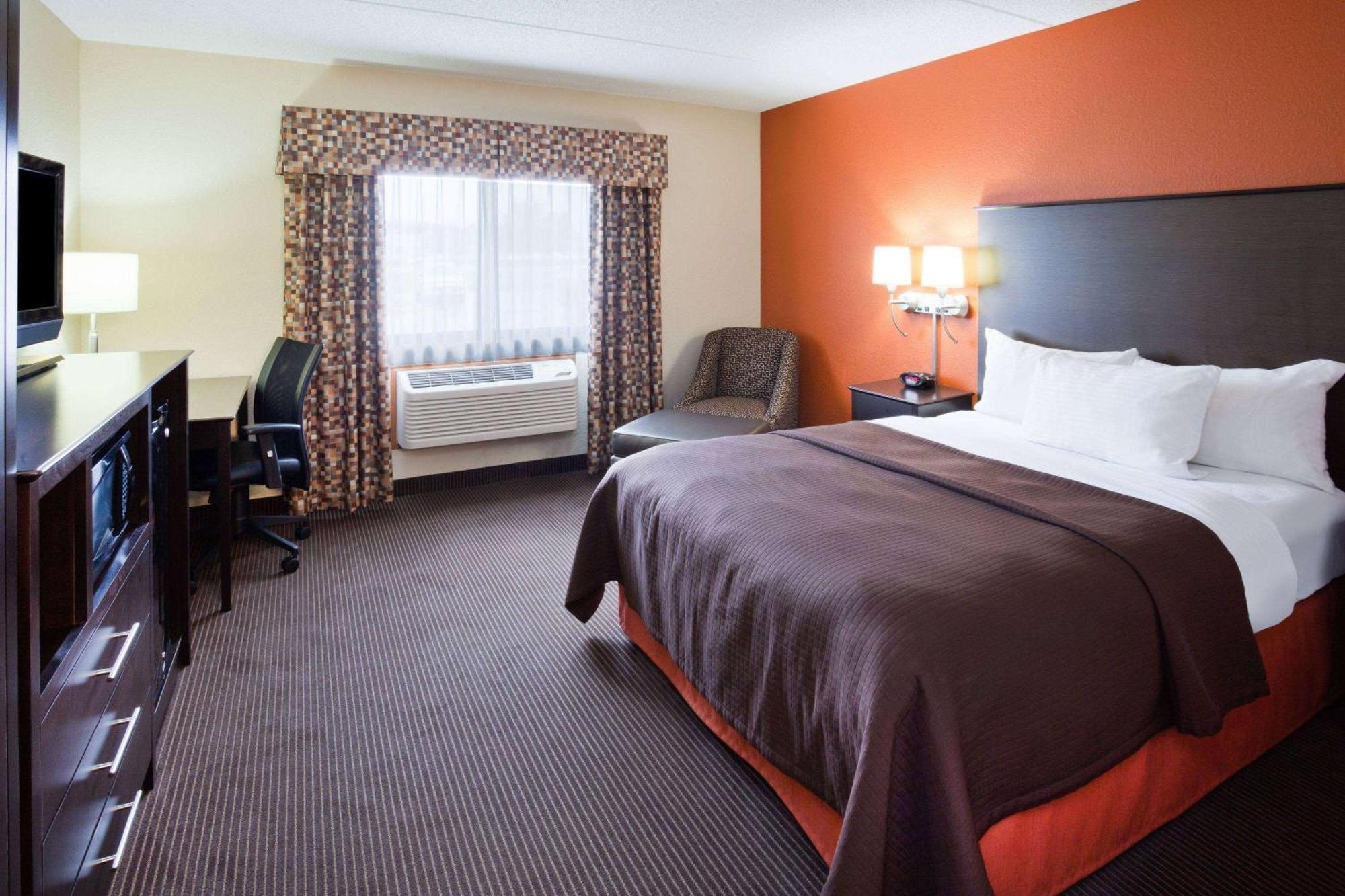 King Room - Mobility Access/Non-Smoking