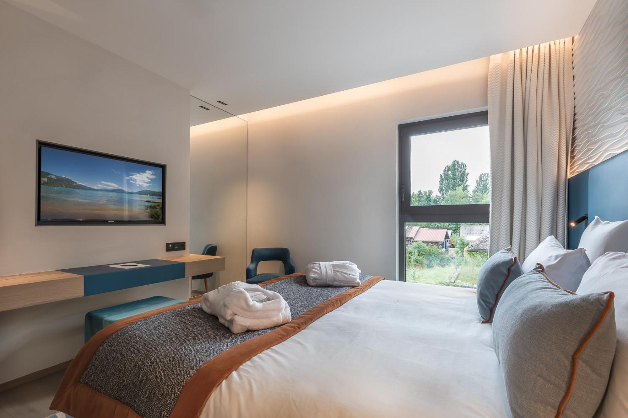 Double Room without Balcony complimentary spa access