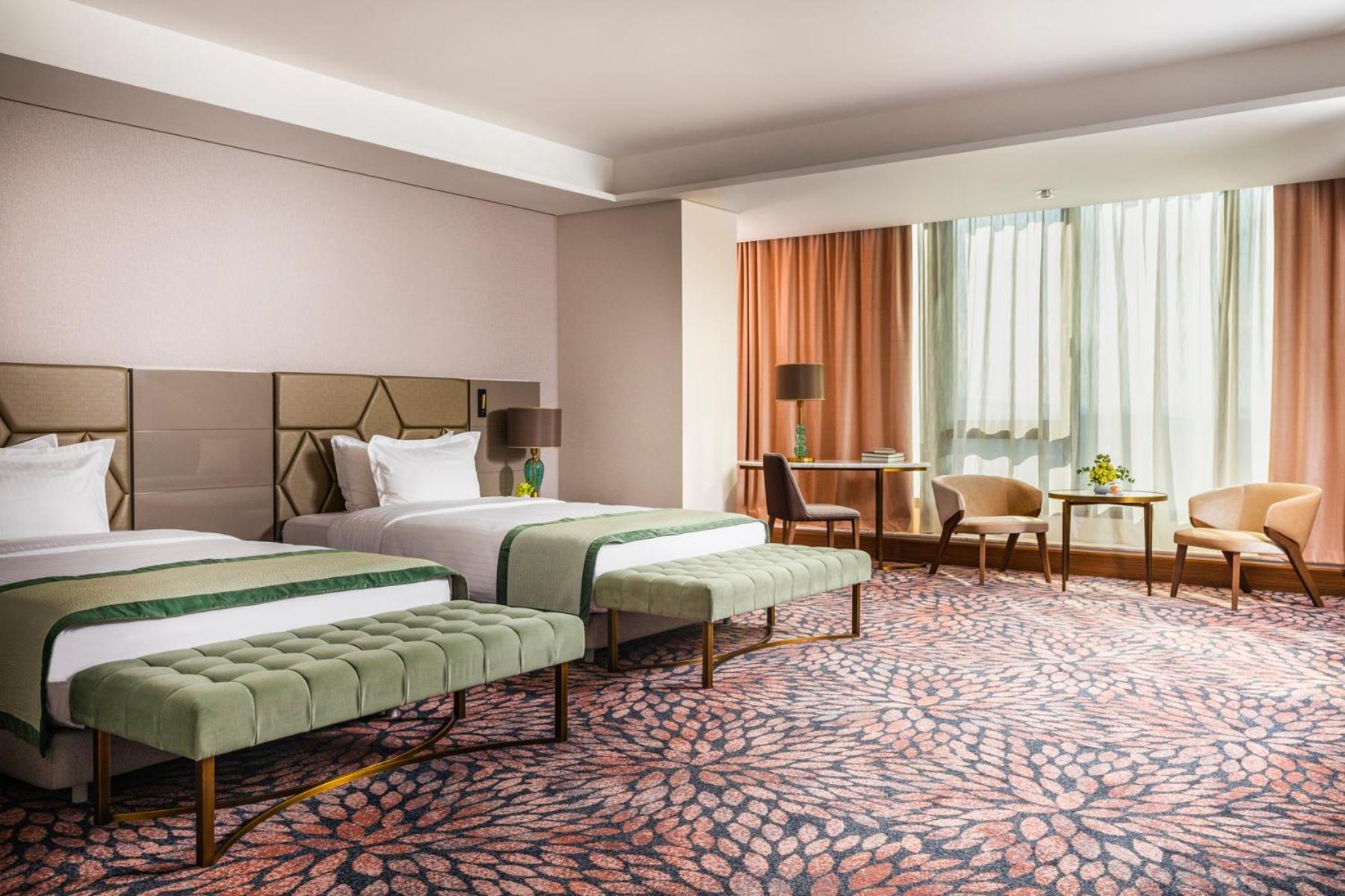 Exclusive Room with Twin Beds