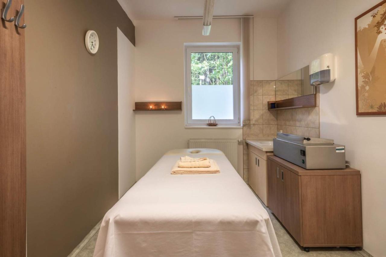 Double or Twin Room Spa,1293442570:JPEG