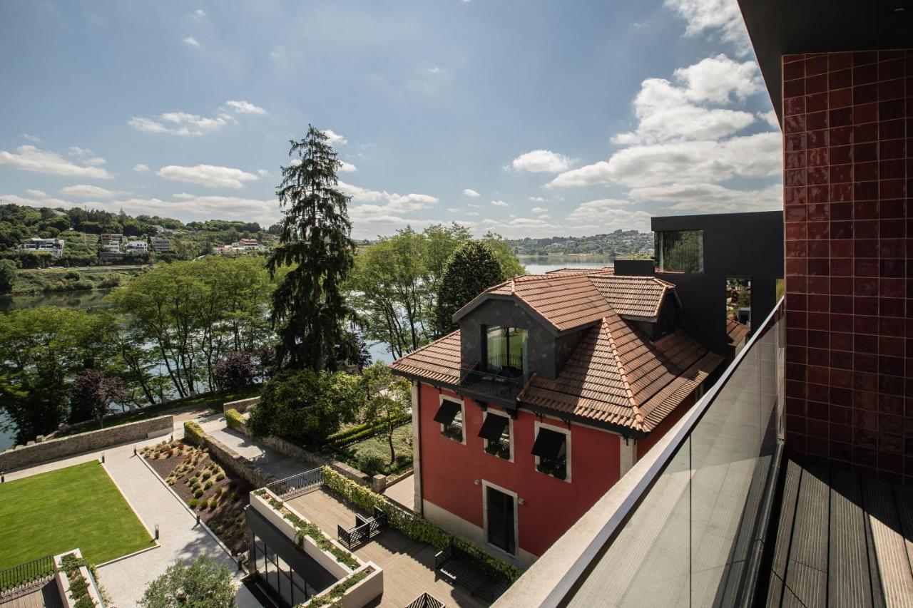 Deluxe River View Room