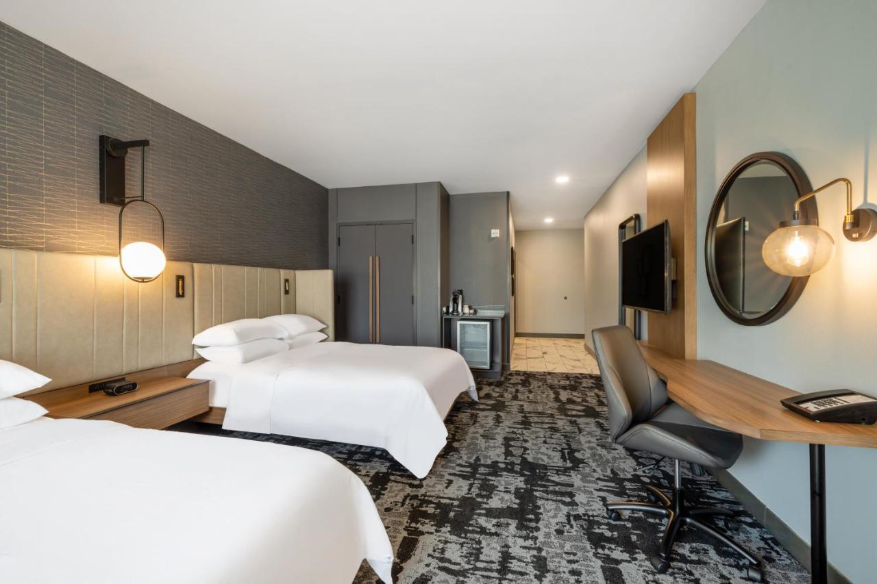 Location Room Two Beds Non-Smoking