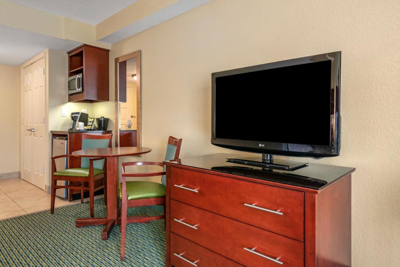 Standard Room,1592051594:JPEG