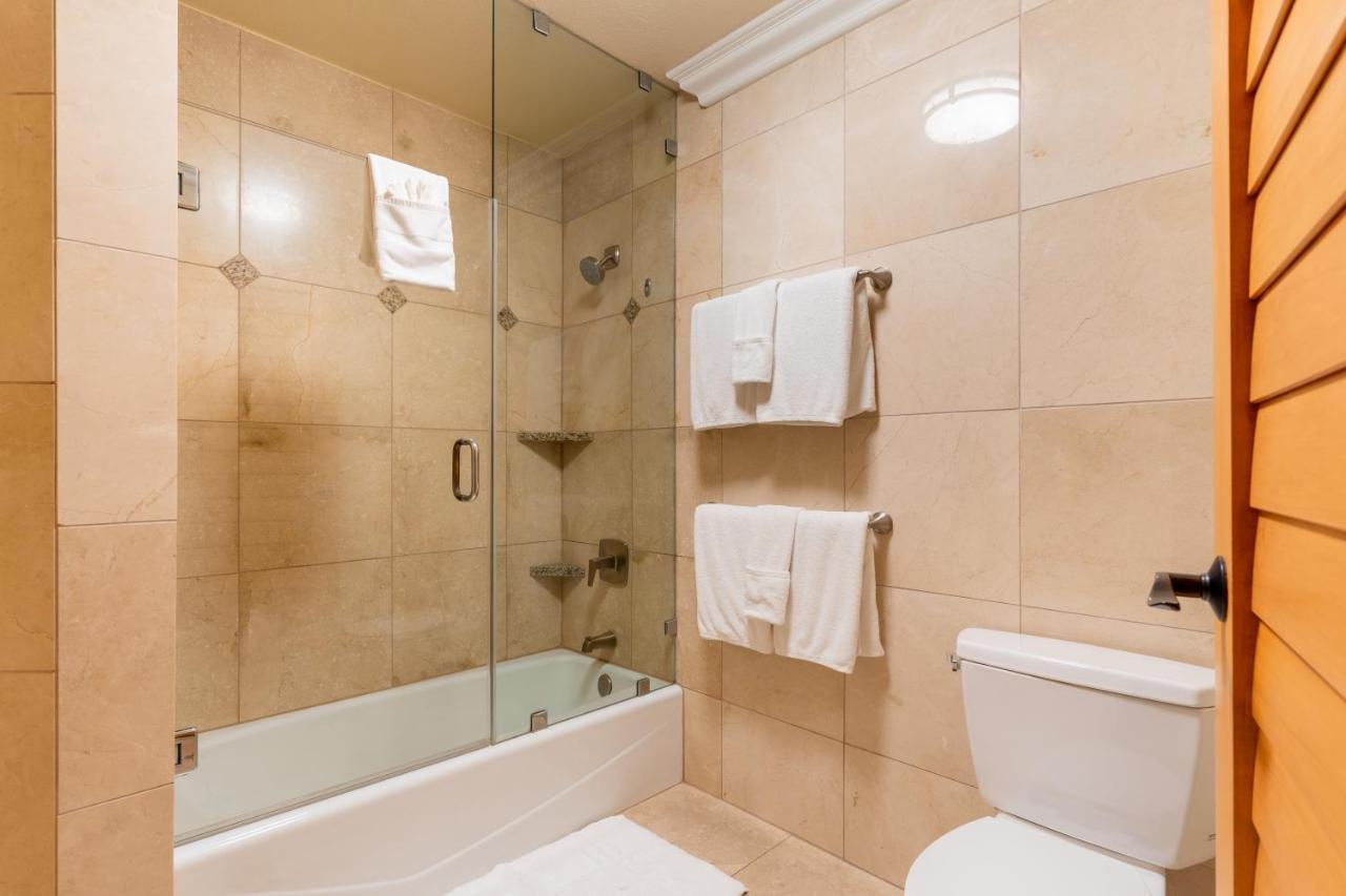 Partial Ocean View Junior Suite Queen
