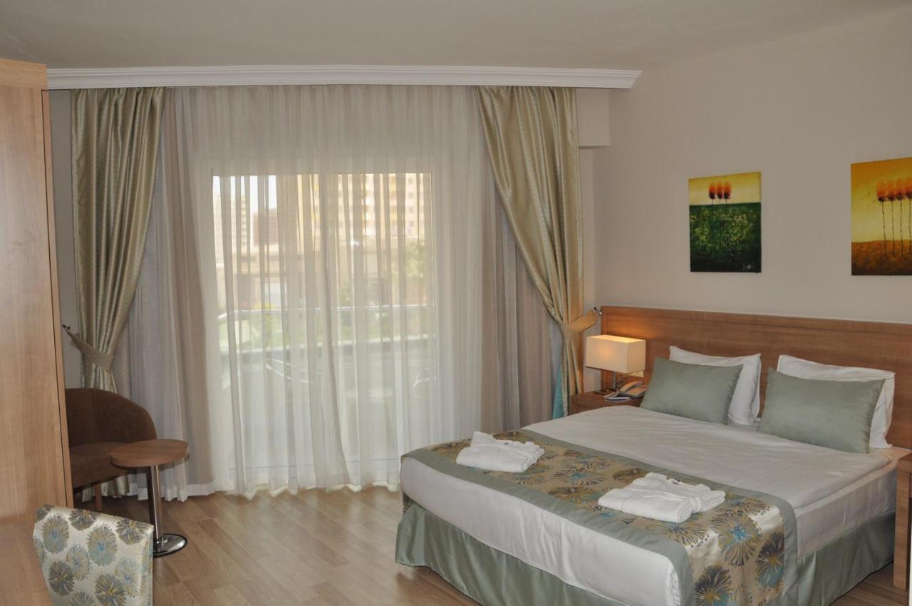 Handicap Room,1318223020:JPEG
