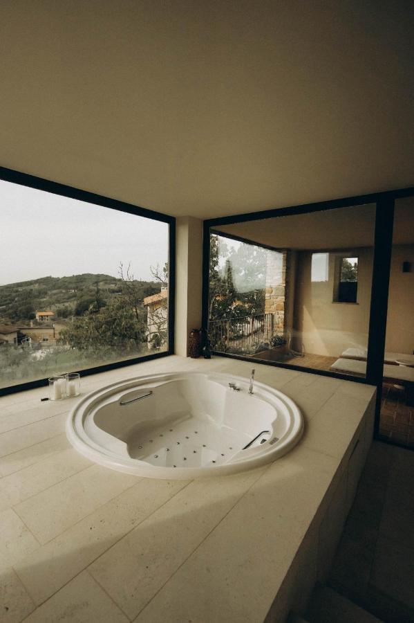 Suite Spa Bathtub,1320410611:JPEG