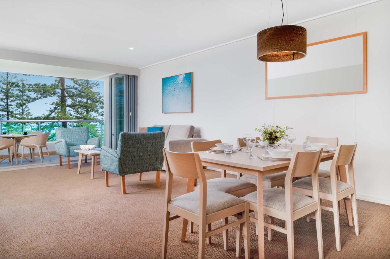 Two-bedroom deluxe ocean view apartment