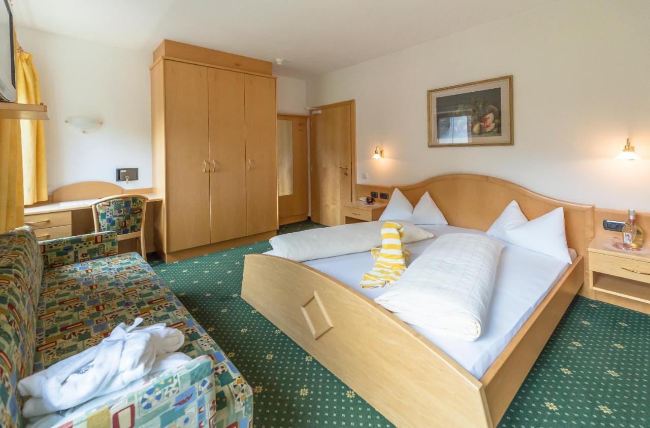 Triple Room,1335610778:JPEG