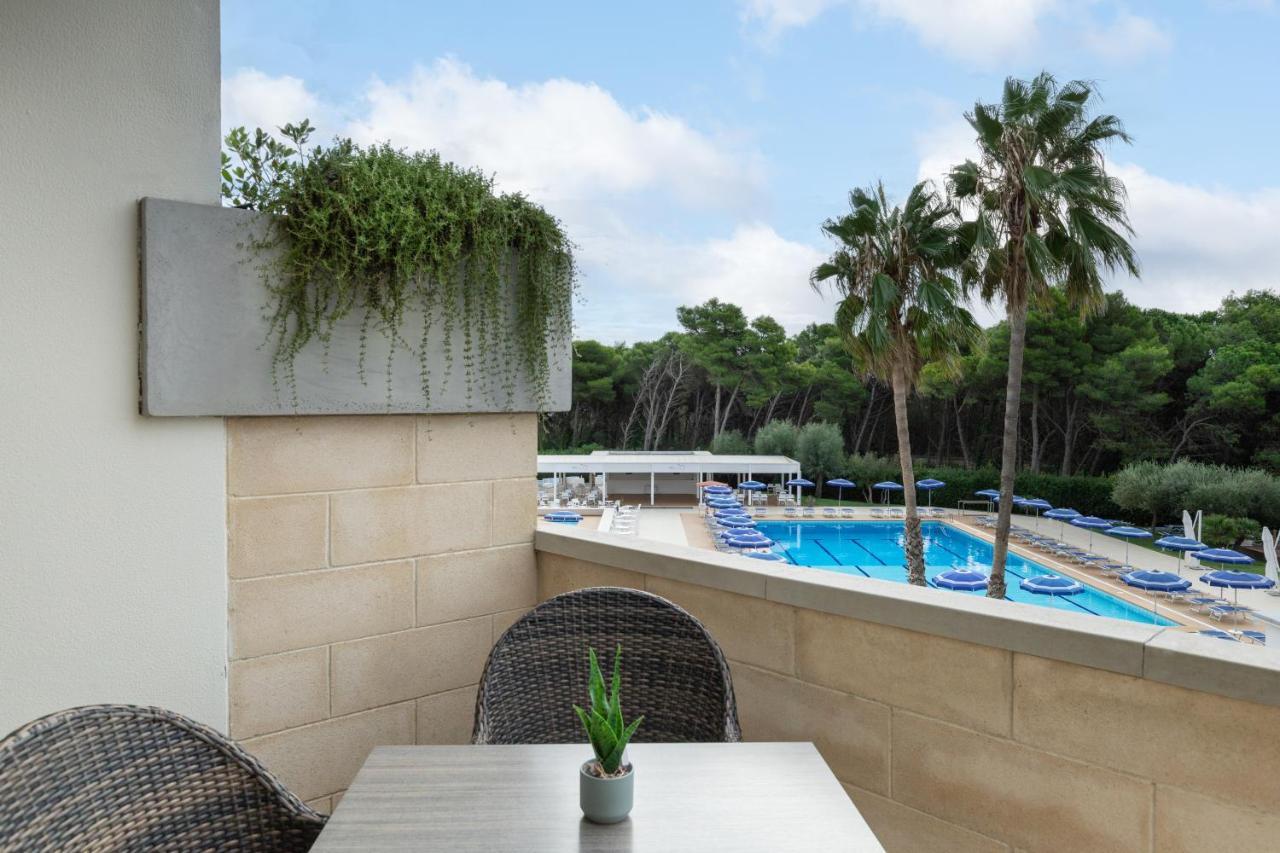 Superior Double or Twin Room Pool View,1554044329:JPEG