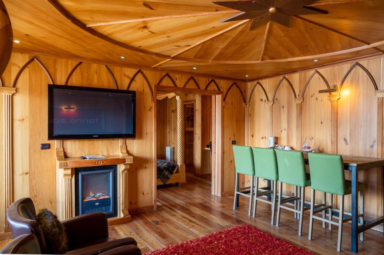 Presidential Suite
