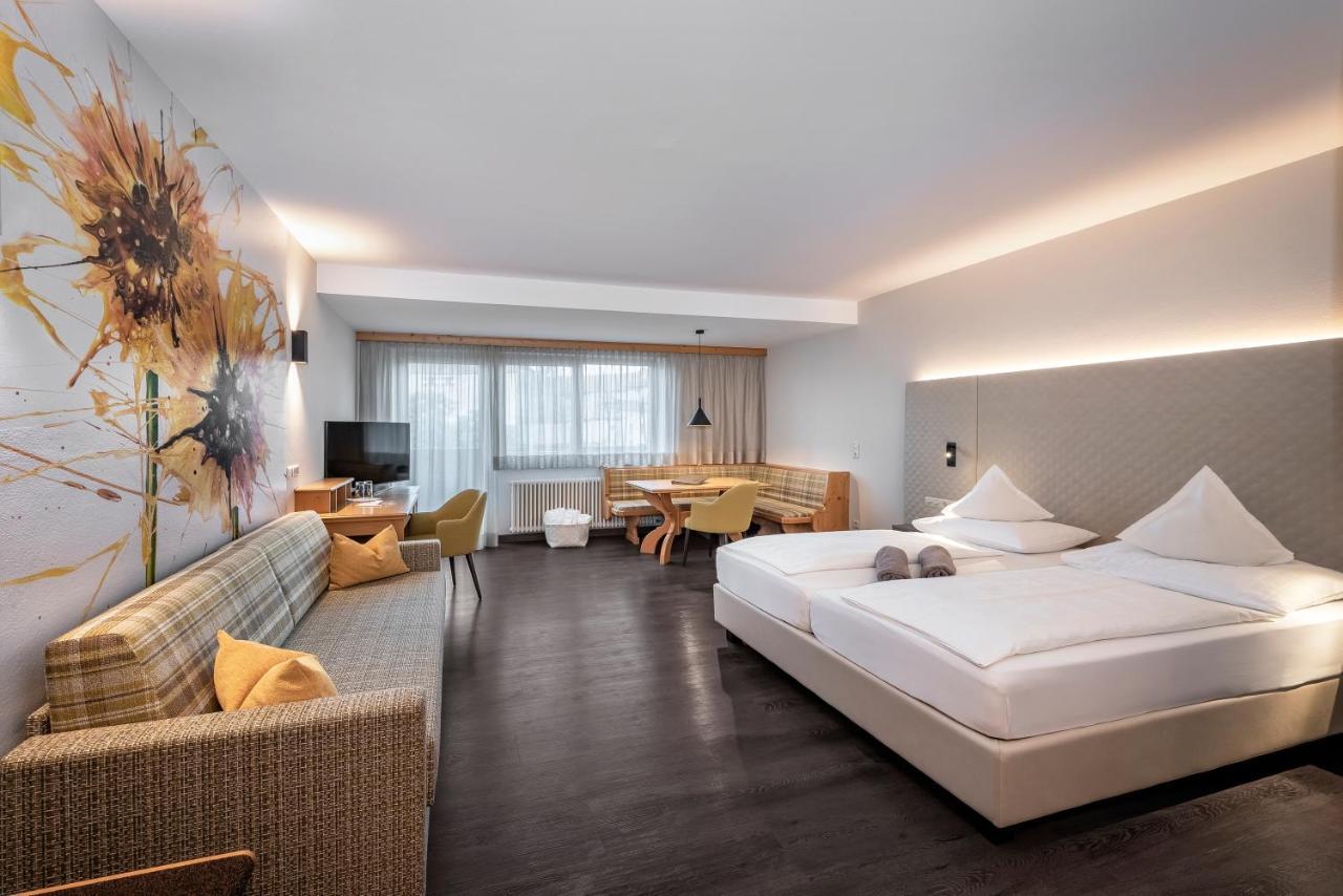 Standard Doppelzimmer mit Balkon
