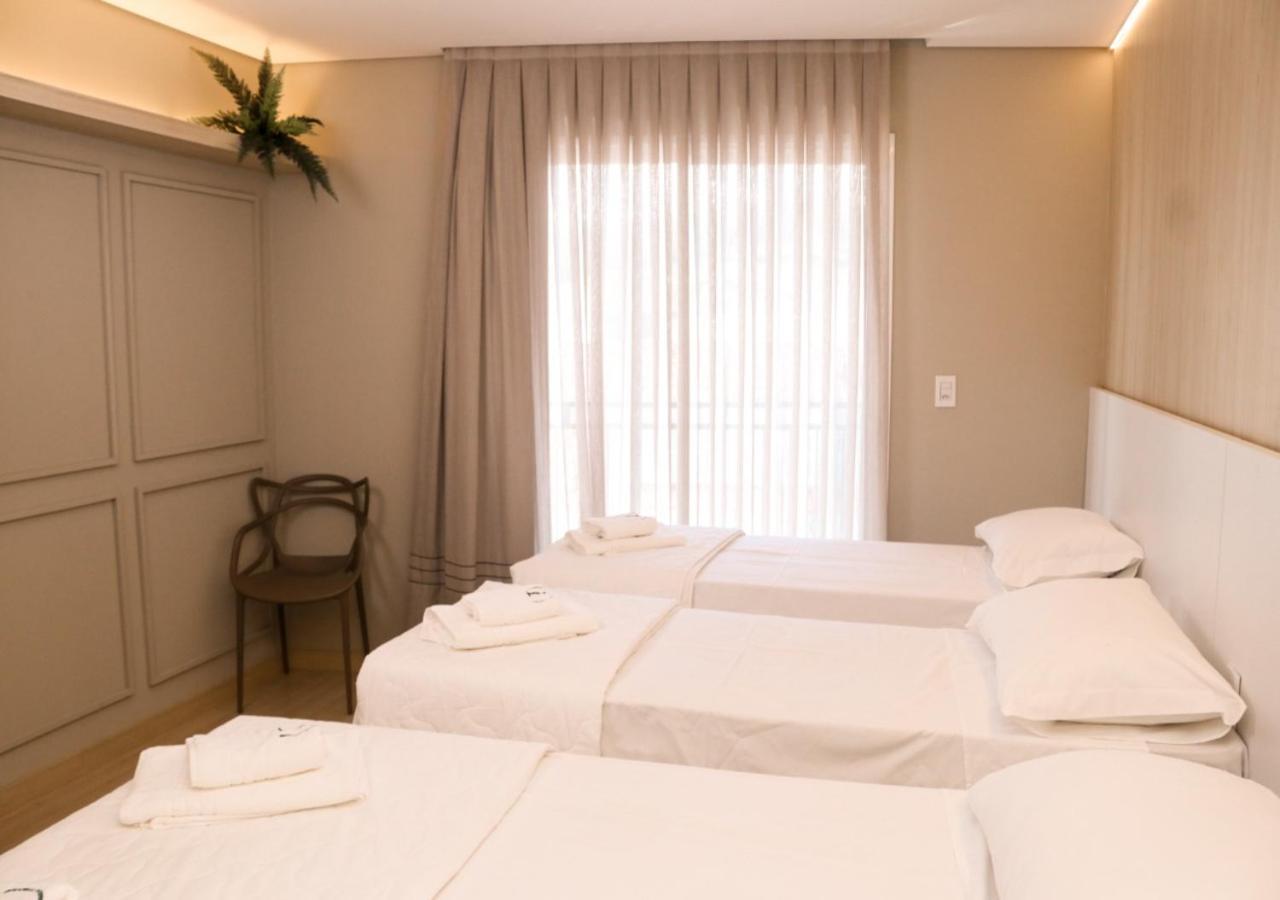 Quarto Duplo