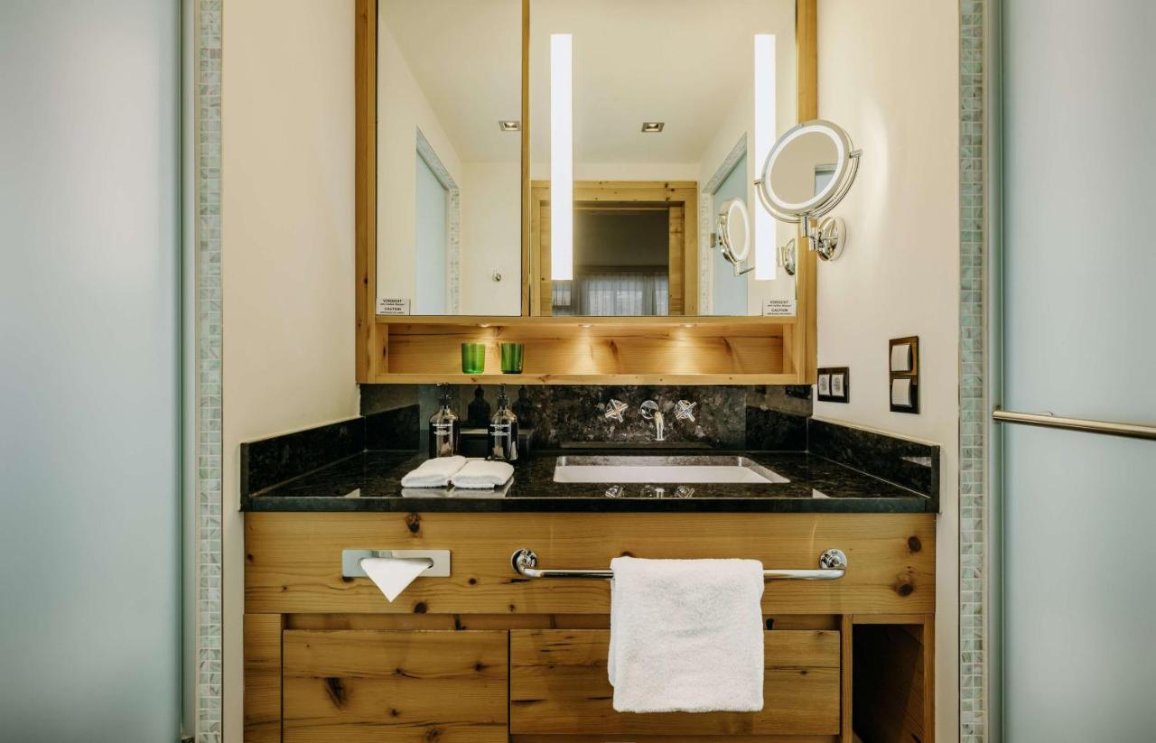 Superior Double Room with Forrest View