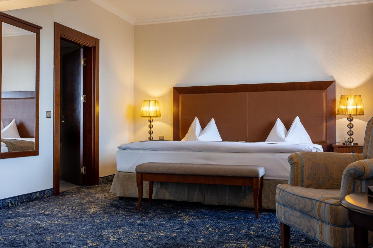 Standard Doppelzimmer mit Meerblick (1 oder 2 Erwachsene)