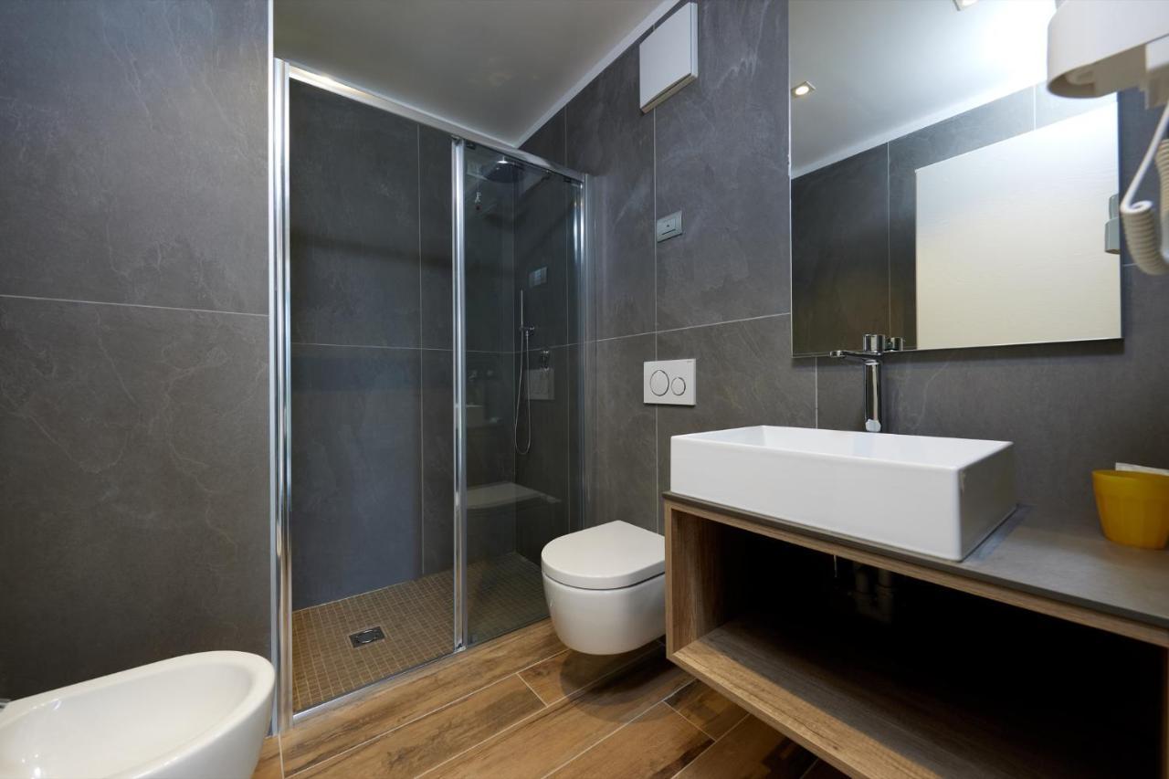 Suite with Garden View
