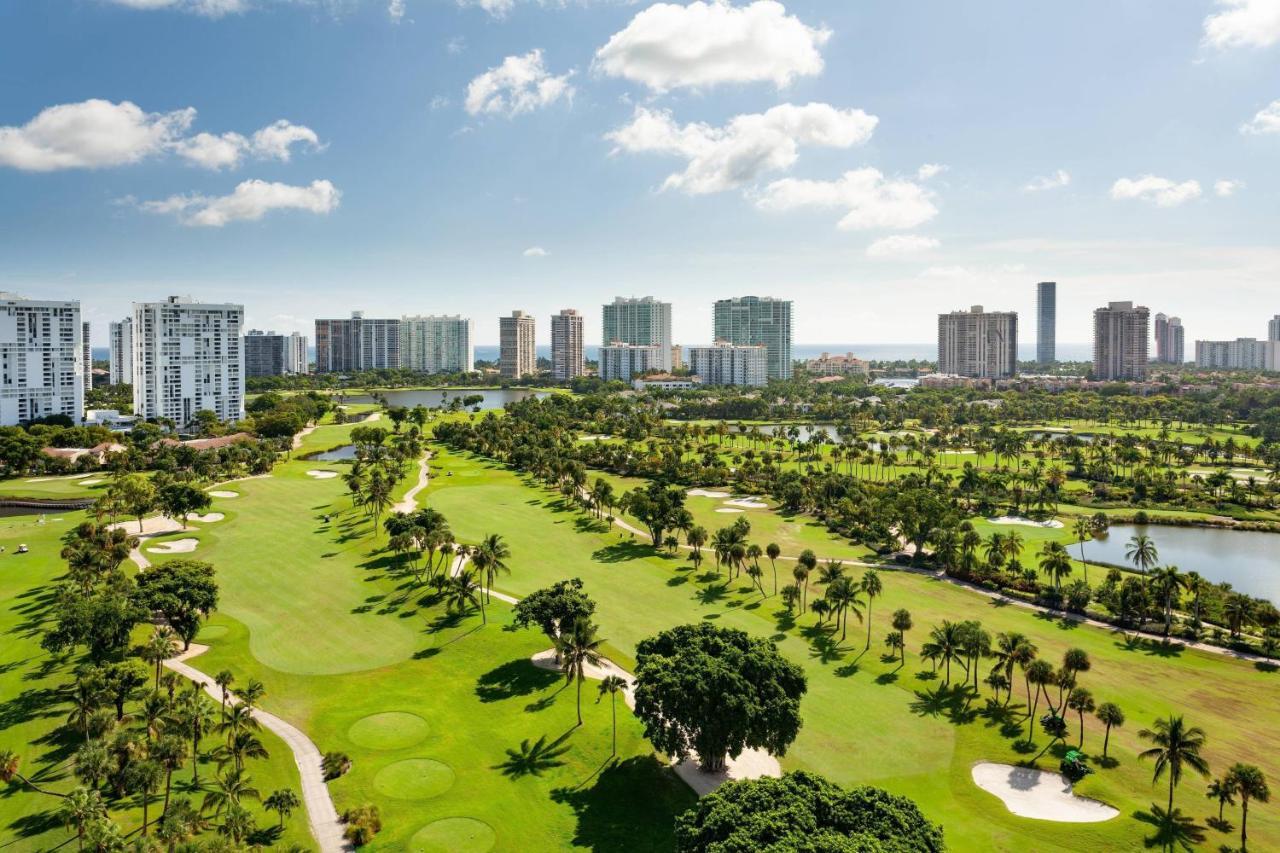 Quarto com Cama King-size, Vista do Golfe e Varanda