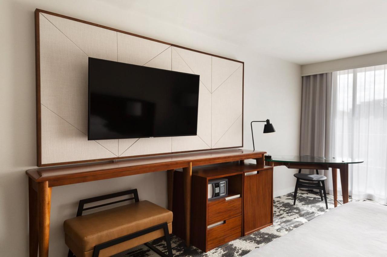 King Room with City View