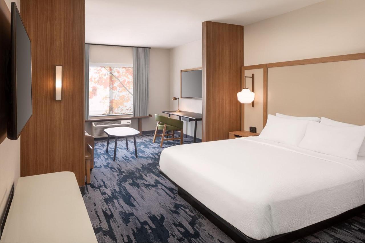 1 Bedroom Suite, 1 King